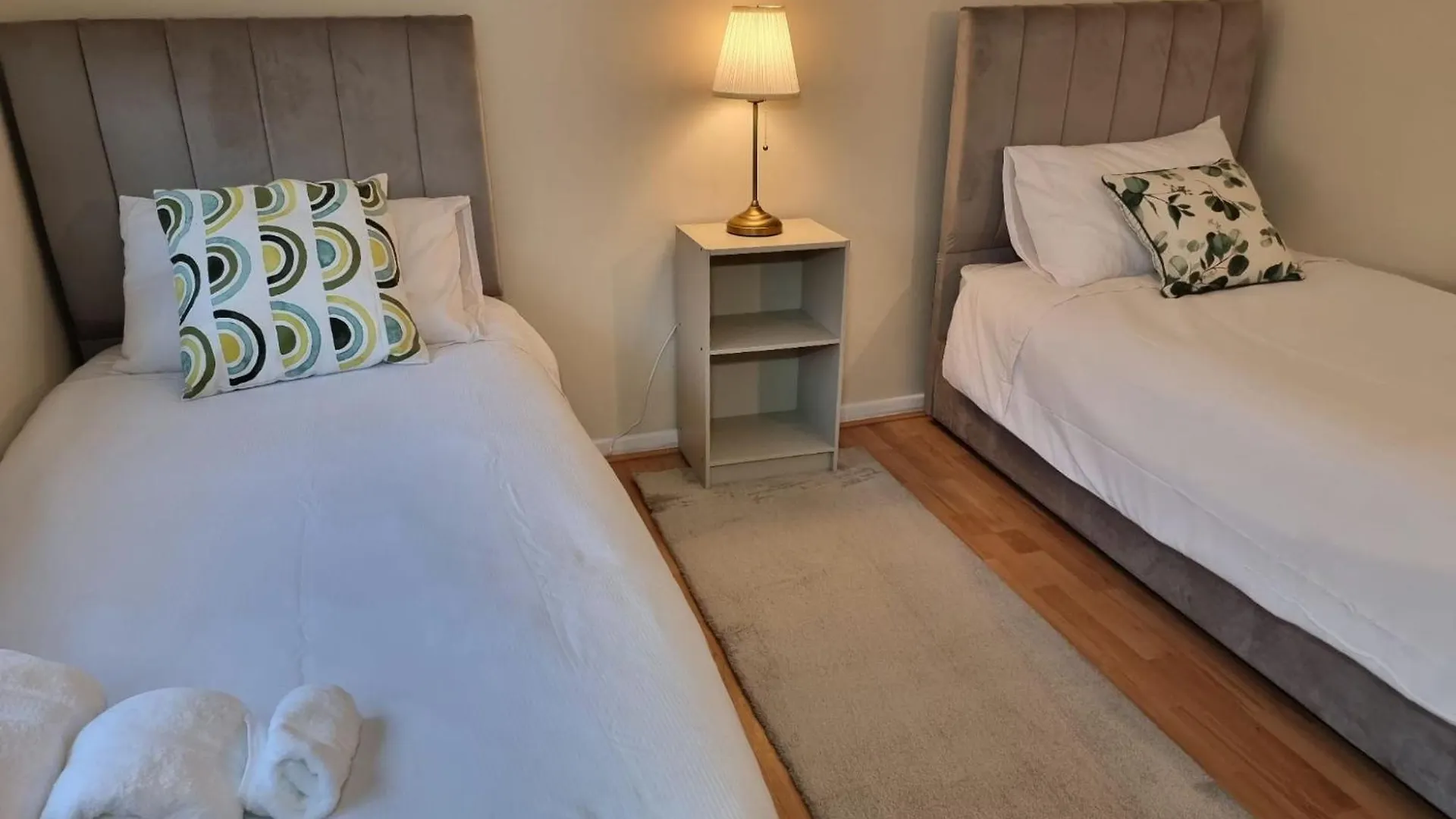 Holiday home Heathrow Airport House Villa London