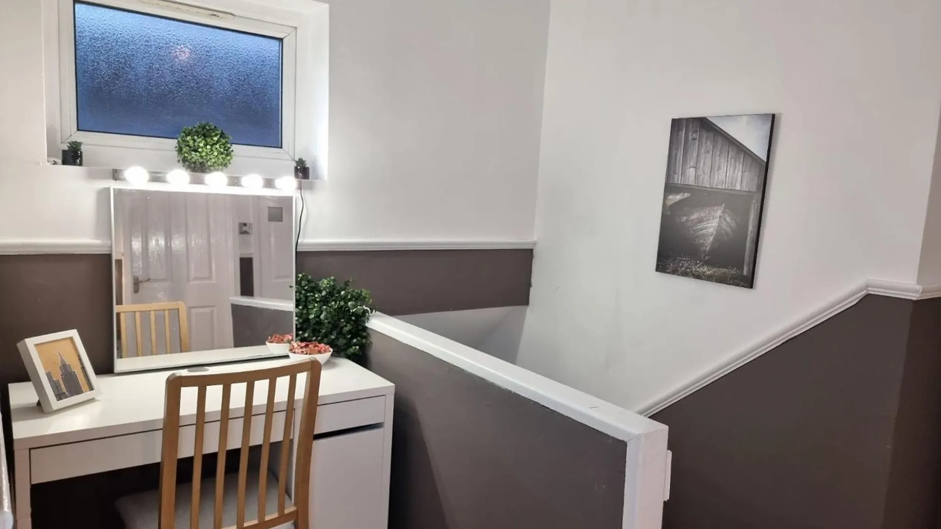 Heathrow Airport House Villa London United Kingdom
