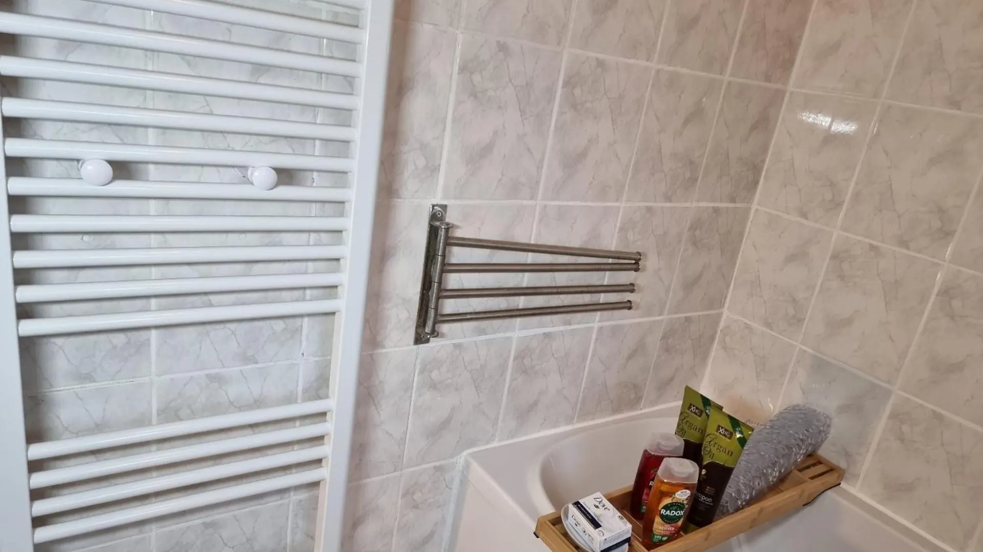 Heathrow Airport House Villa London