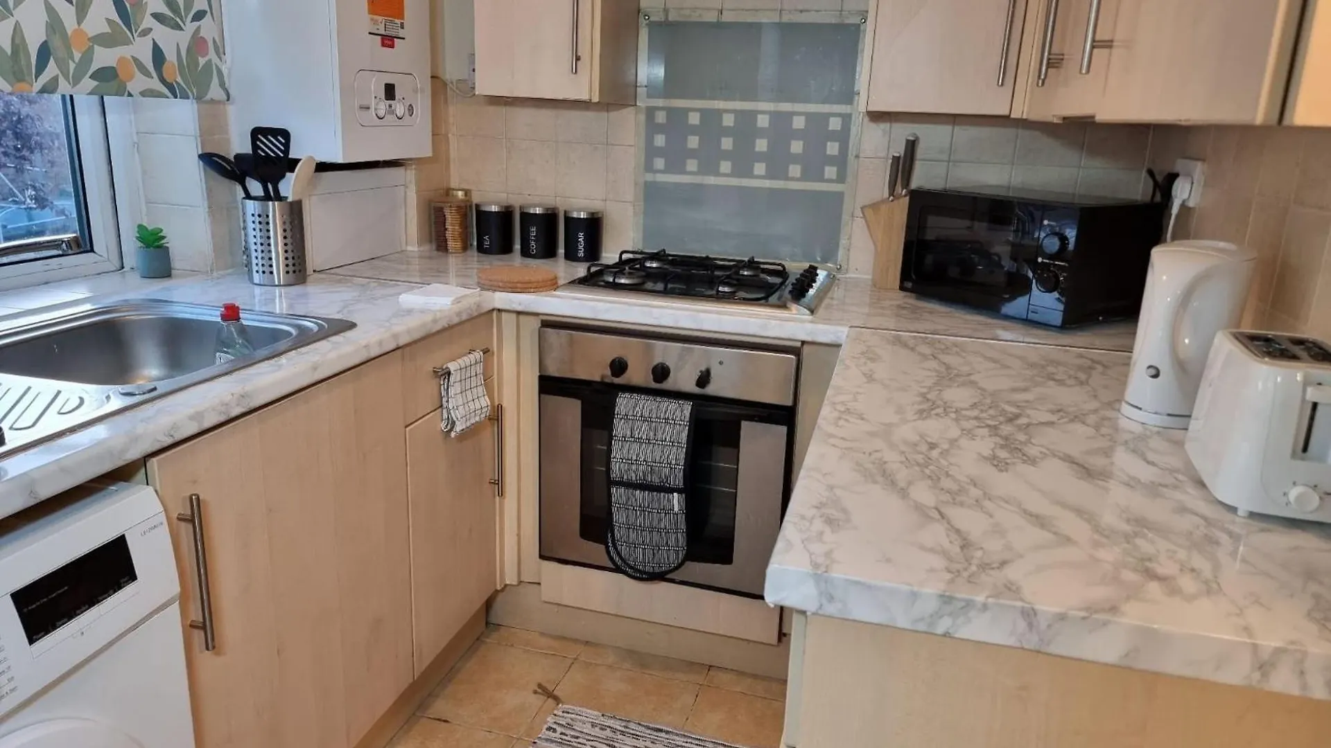 Heathrow Airport House Villa London 0*,  United Kingdom